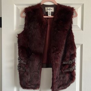 Daytrip faux fur vest